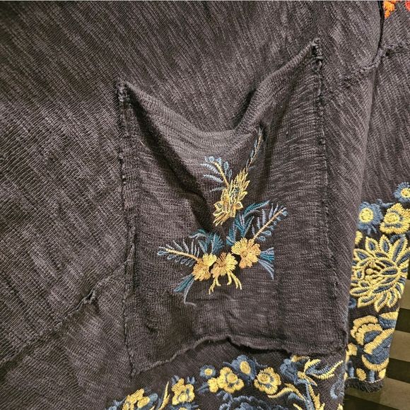 SOLD!!! COLDWATER CREEK Embroidered Swing Long - Large - Picture 7 of 9